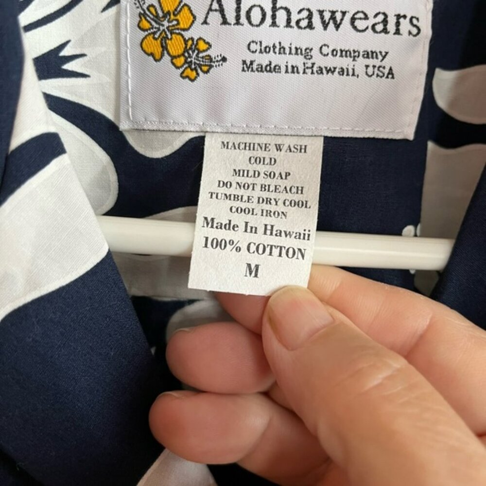 Alohawears button down Medium - image 3